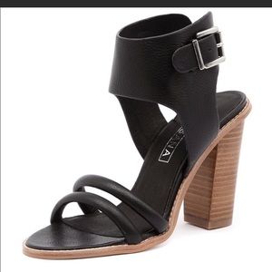 SOL SANA tiki heel black